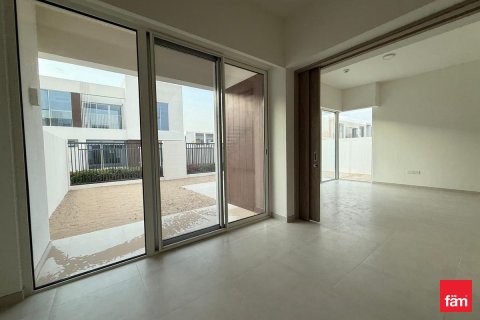 Villa in Dubai 4 bedrooms, 257.5 sq.m. № 49875 - photo 4