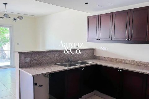 Villa in Jumeirah Village Circle, Dubai 3 bedrooms, 317 sq.m. № 115733 - photo 16