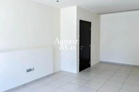 Villa in Jumeirah Village Circle, Dubai 3 bedrooms, 317 sq.m. № 115733 - photo 8