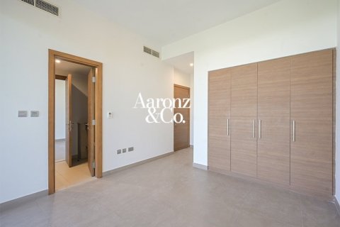 Villa in Dubai Hills Estate, Dubai 5 bedrooms, 577 sq.m. № 115731 - photo 13