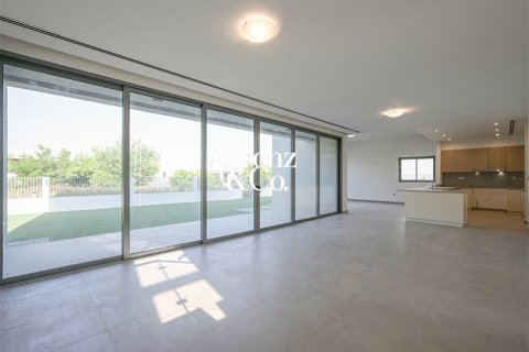 Villa in Dubai Hills Estate, Dubai 5 bedrooms, 577 sq.m. № 115731