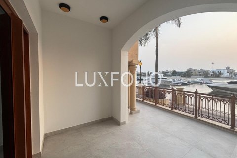Apartment in Marina Residences, Palm Jumeirah, Dubai 3 bedrooms, 439 sq.m. № 46334 - photo 23