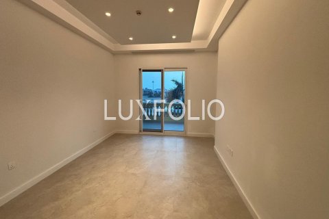 Apartment in Marina Residences, Palm Jumeirah, Dubai 3 bedrooms, 439 sq.m. № 46334 - photo 6