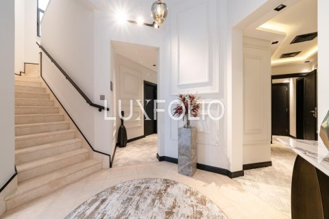 Villa in Garden Homes, Palm Jumeirah, Dubai 5 bedrooms, 622 sq.m. № 46330 - photo 4