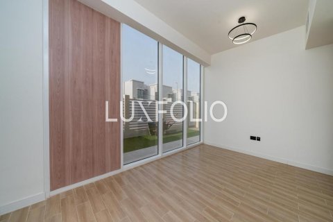 Townhouse in Dubai Land, Dubai 3 bedrooms, 142 sq.m. № 46333 - photo 6