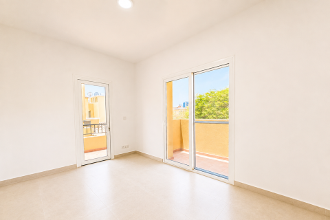 Townhouse in Arabian Ranches, Dubai 2 bedrooms, 200.48 sq.m. № 134068 - photo 10
