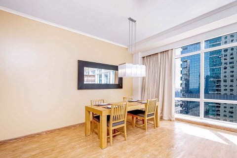 Apartment in Jumeirah Lake Towers, Dubai 1 bedroom, 98.57 sq.m. № 134064 - photo 8