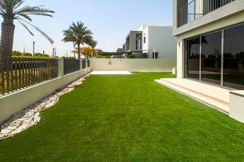 Villa en Dubai Hills Estate, Dubai, 4 dormitorios, 432 m², № 134065 - foto 4