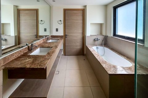 Villa en Dubai Hills Estate, Dubai, 4 dormitorios, 432 m², № 134065 - foto 7