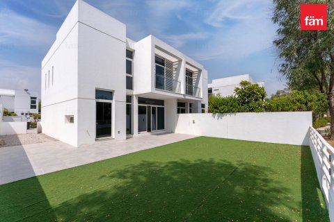 Villa in Dubai 3 bedrooms, 305.6 sq.m. № 123370