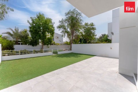 Villa in Dubai 3 bedrooms, 305.6 sq.m. № 123370 - photo 20