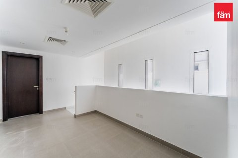 Villa in Dubai 3 bedrooms, 305.6 sq.m. № 123370 - photo 8