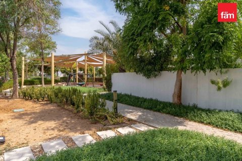 Villa in Dubai 3 bedrooms, 305.6 sq.m. № 123370 - photo 24