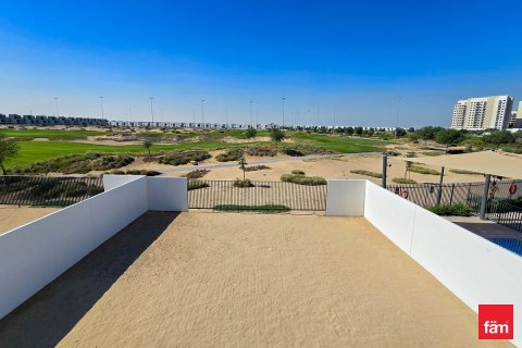 Villa in Dubai 4 bedrooms, 538.5 sq.m. № 123372 - photo 20