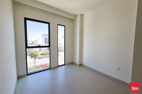 Villa in Dubai 4 bedrooms, 538.5 sq.m. № 123372 - photo 3