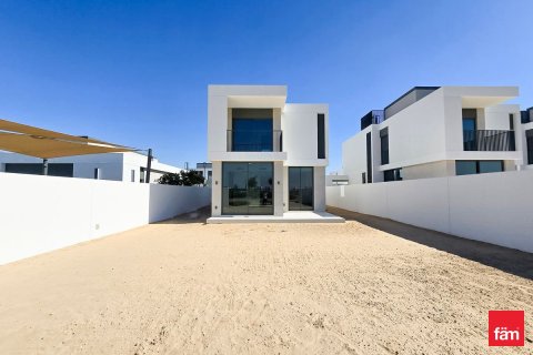 Villa in Dubai 4 bedrooms, 538.5 sq.m. № 123372 - photo 8