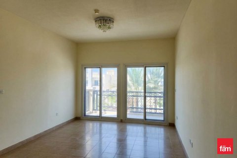 Villa in Dubai 2 bedrooms, 767 sq.m. № 114993 - photo 6