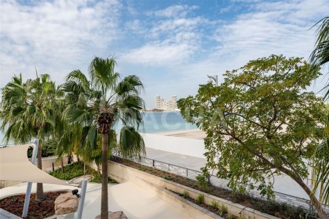 Apartamento en Palm Jumeirah, Dubai, 3 dormitorios, 268 m², № 6735 - foto 3