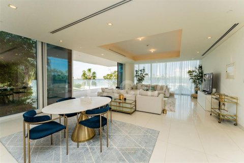 Apartamento en Palm Jumeirah, Dubai, 3 dormitorios, 268 m², № 6735 - foto 1
