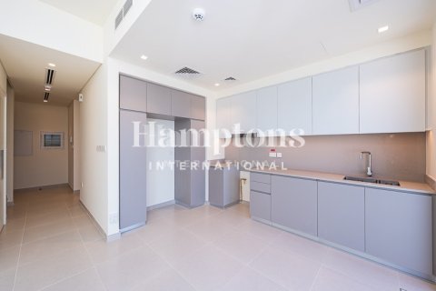 Снять в аренду виллу в Dubai South (Dubai World Central), Дубай: 3 спальни, 141.59996551м², № 135026 - фото 23