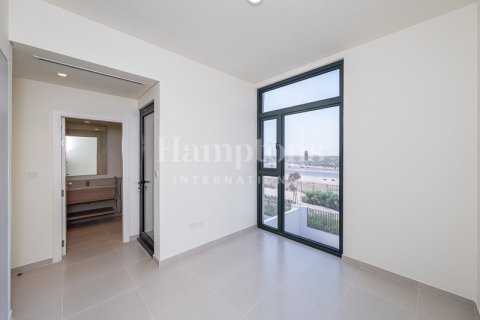 Снять в аренду виллу в Dubai South (Dubai World Central), Дубай: 3 спальни, 141.59996551м², № 135026 - фото 6