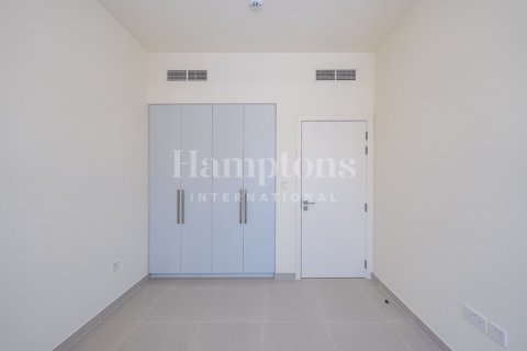 Снять в аренду виллу в Dubai South (Dubai World Central), Дубай: 3 спальни, 141.59996551м², № 135026 - фото 16