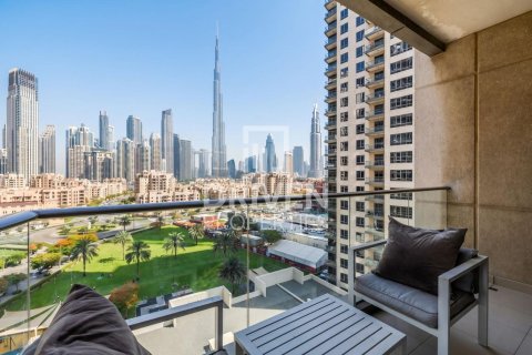 Appartement à South Ridge, Downtown Dubai (Downtown Burj Dubai), Dubai, 3 chambres, 175.77 m², № 135560