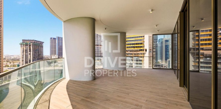Apartment in Business Bay, Dubai 3 bedrooms, 289.02 sq.m. № 135559