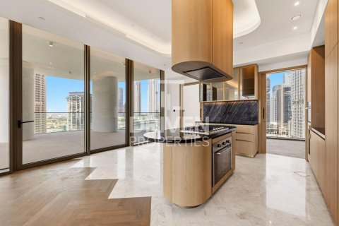 Apartment in Business Bay, Dubai 3 bedrooms, 289.02 sq.m. № 135559 - photo 25