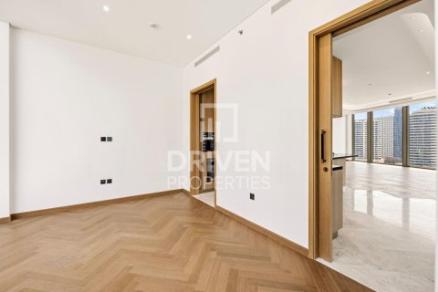 Apartment in Business Bay, Dubai 3 bedrooms, 289.02 sq.m. № 135559 - photo 21