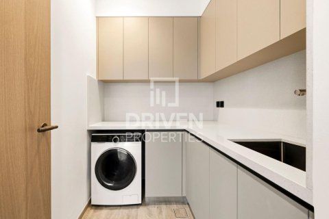 Apartment in Business Bay, Dubai 3 bedrooms, 289.02 sq.m. № 135559 - photo 10