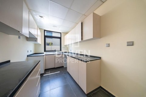 Townhouse in Dubai 3 bedrooms, 174.75 sq.m. № 135562 - photo 6
