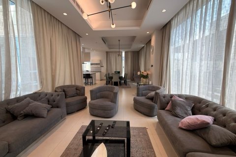 Villa en Al Barsha, Dubai, 5 dormitorios, 540 m², № 137858 - foto 9