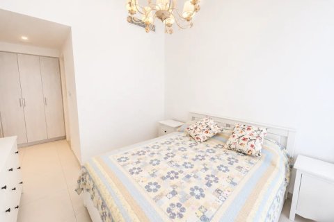 Apartment in Dubai 2 bedrooms, 87 sq.m. № 137849 - photo 7