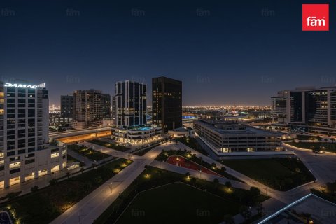 Apartment in Business Bay, Dubai 2 bedrooms, 145.3 sq.m. № 102017 - photo 23