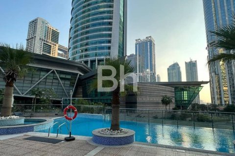 Apartment in Jumeirah Lake Towers, Dubai 1 bedroom, 69 sq.m. № 56699 - photo 3