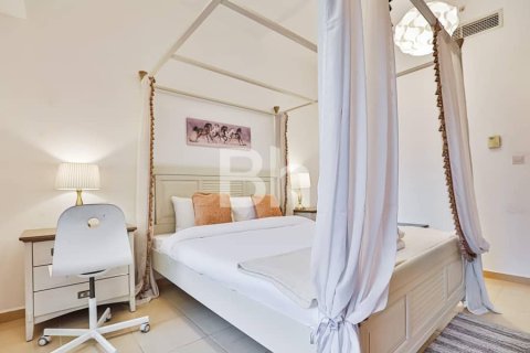 Apartment in Jumeirah Beach Residence, Dubai 3 bedrooms, 167 sq.m. № 56696 - photo 25