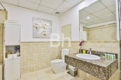 Apartment in Jumeirah Beach Residence, Dubai 3 bedrooms, 167 sq.m. № 56696 - photo 15