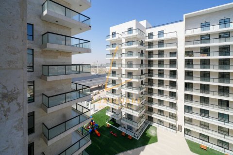 Снять в аренду квартиру в Al Furjan, Дубай: 3 спальни, 143м², № 109744 - фото 22