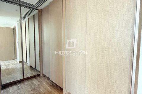 Villa in Al Furjan, Dubai 4 bedrooms, 305 sq.m. № 74067 - photo 16