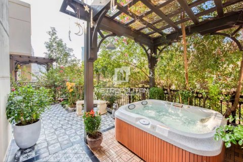 Купить квартиру в Даунтаун Дубай (Даунтаун Бурдж Дубай), Дубай: 1 спальня, 130м², № 74060 - фото 23