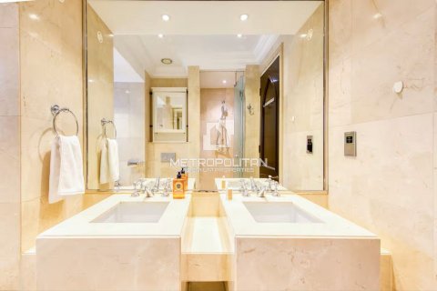 Купить квартиру в Даунтаун Дубай (Даунтаун Бурдж Дубай), Дубай: 1 спальня, 130м², № 74060 - фото 16