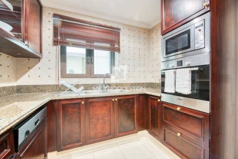 Купить квартиру в Даунтаун Дубай (Даунтаун Бурдж Дубай), Дубай: 1 спальня, 130м², № 74060 - фото 10