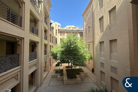 Apartment in Old Town, Dubai 1 bedroom, 90 sq.m. № 91555 - photo 5