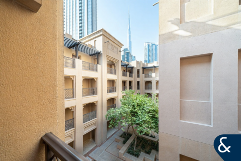 Apartment in Old Town, Dubai 1 bedroom, 90 sq.m. № 91555 - photo 15