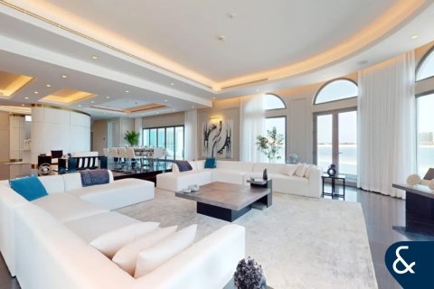 Снять в аренду виллу в Signature Villas, Пальма Джумейра, Дубай: 5 спален, 621м², № 91506 - фото 9