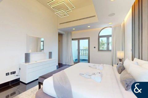 Снять в аренду виллу в Signature Villas, Пальма Джумейра, Дубай: 5 спален, 621м², № 91506 - фото 5