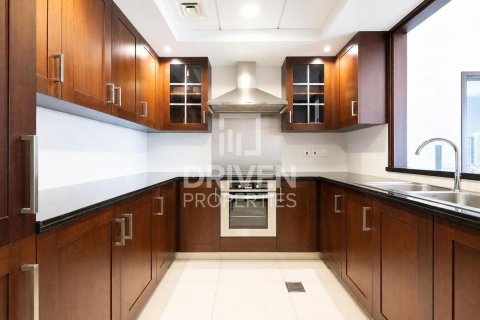Apartment in 29 Burj Boulevard, Downtown Dubai (Downtown Burj Dubai), Dubai 1 bedroom, 79.34 sq.m. № 127505 - photo 5