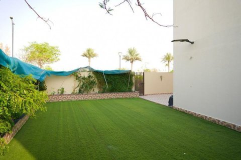 Apartamento en EMAAR South, Dubai South (Dubai World Central), Dubai, 3 dormitorios, 251 m², № 69174 - foto 16