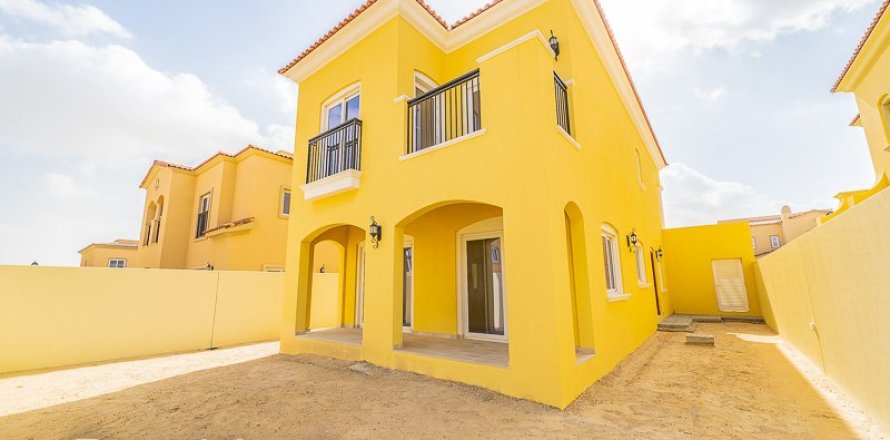 Вилла в Dubai Land, Дубай, 3 спальни, 325м², № 1804